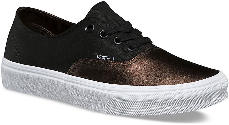 vans u authentic